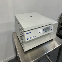 Eppendorf 5810R Refrigerated Centrifuge image 0